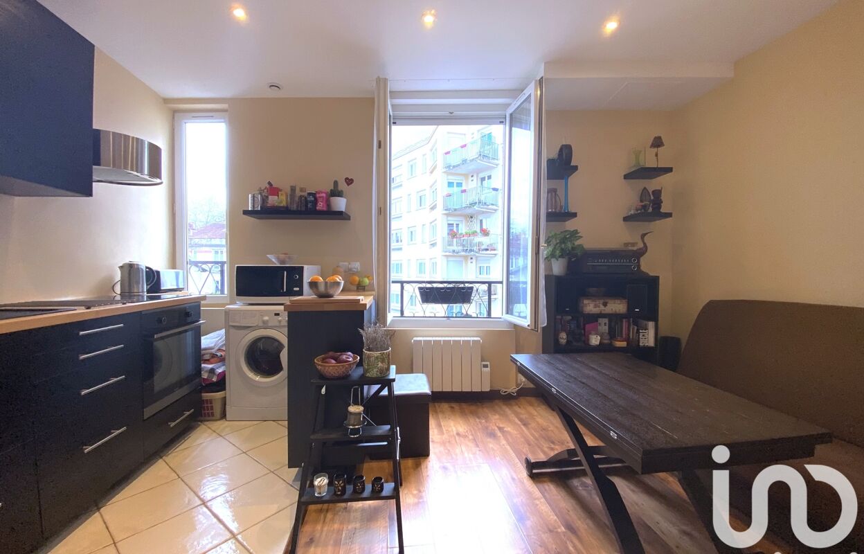 appartement 2 pièces 27 m2 à vendre à Issy-les-Moulineaux (92130)