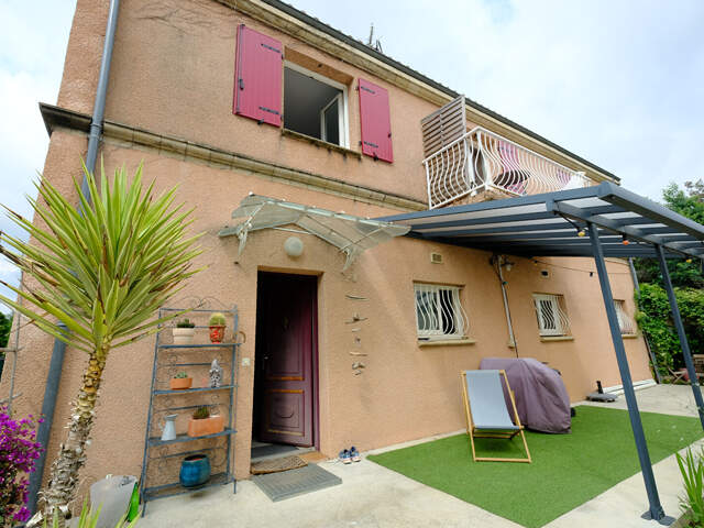 Pibrac - sur terrain 1115 m² - Immeuble/maison de rapport de 206 m² — photo du bien