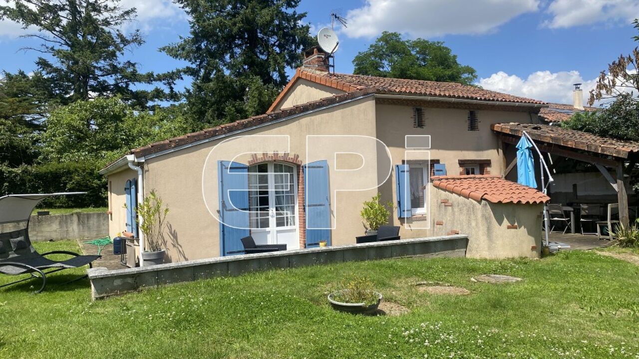 maison 4 pièces 104 m2 à vendre à Vihiers (49310)