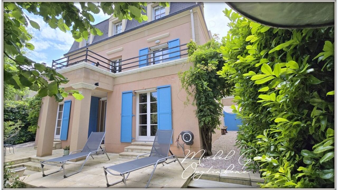 maison 8 pièces 213 m2 à vendre à Pontoise (95000)