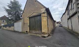 Garage   m² à vendre à Dun-sur-Auron (18130)