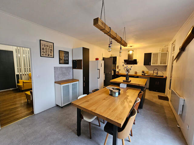 Maison secteur COULOMMIERS 6 pièces 195 M² — photo du bien