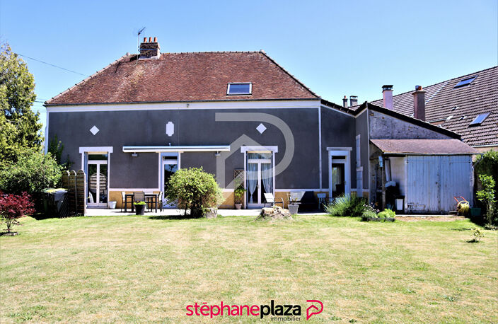 Maison secteur COULOMMIERS 6 pièces 195 M² — photo 2