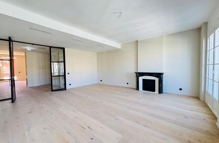 Appartement À Vendre — photo 3