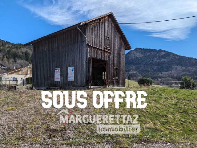 Grange à rénover à Megevette — photo du bien