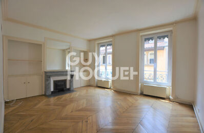 location appartement 1 025 € CC /mois à proximité de Lyon 2 (69002)