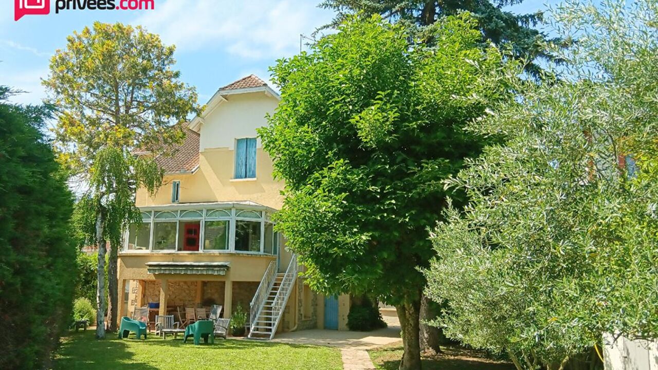 maison 7 pièces 180 m2 à vendre à Cahors (46000)
