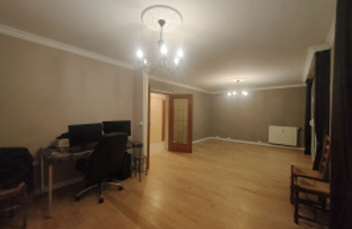 Grand appartement avec balcon à vendre 101520 EUR à Beauvais ( — photo 4