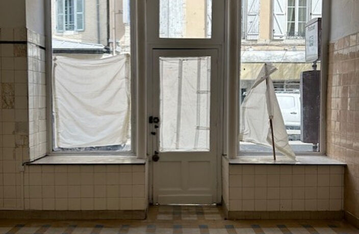 Murs commerciaux en très bon état entre Halles et Foirail — photo 2