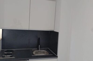 location appartement 423 € CC /mois à proximité de Calvisson (30420)