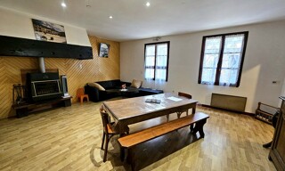 Maison 8 Pièces 201 m² à vendre à Sauveterre-de-Rouergue (12800)