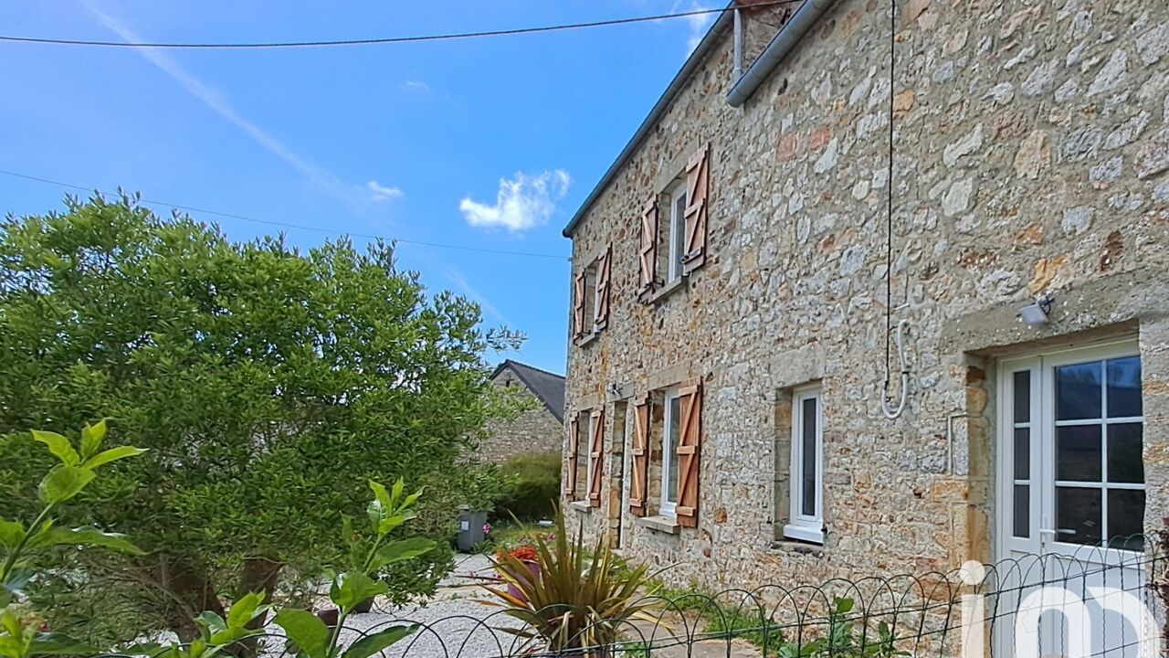 maison 6 pièces 104 m2 à vendre à Les Moitiers-d'Allonne (50270)