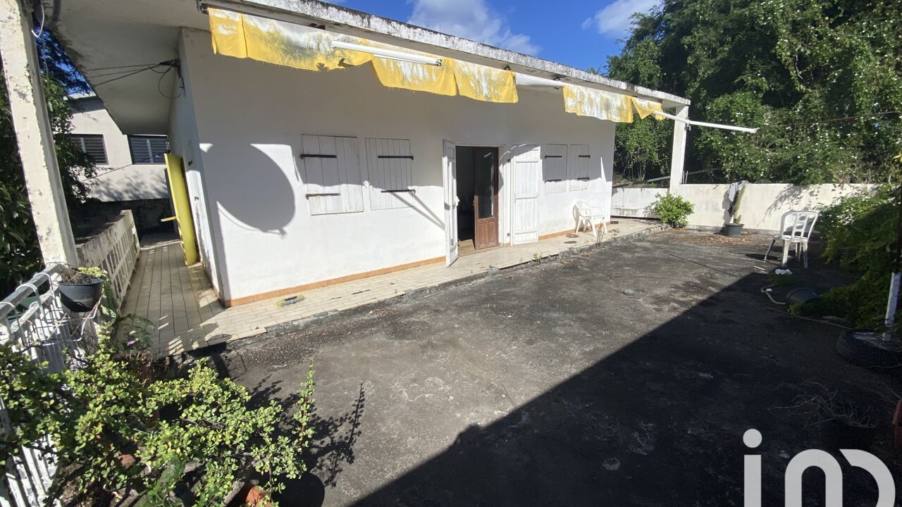 maison 4 pièces 80 m2 à vendre à Saint-Pierre (97410)