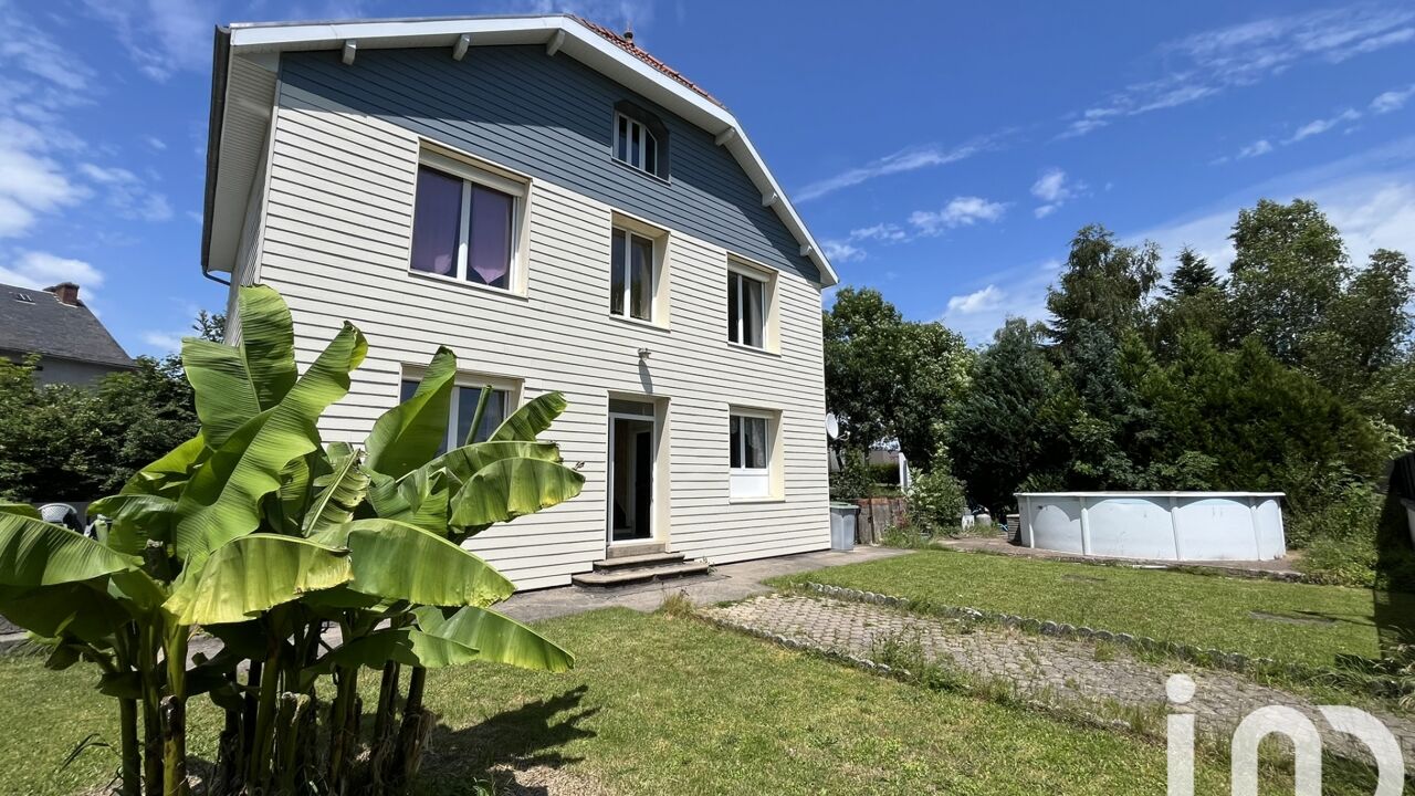 maison 8 pièces 138 m2 à vendre à Bourg-Lastic (63760)