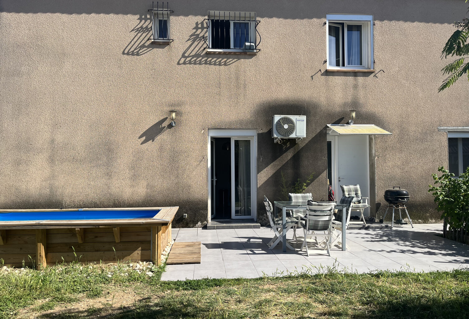 Gignac , appartement T2 rez de jardin — photo 1