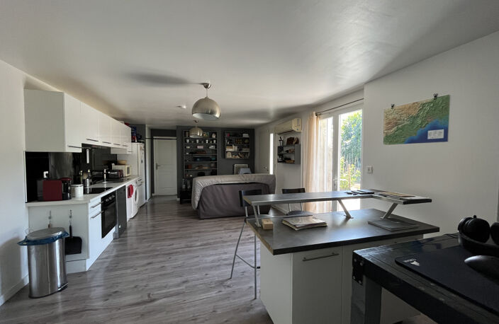 Gignac , appartement T2 rez de jardin — photo 3