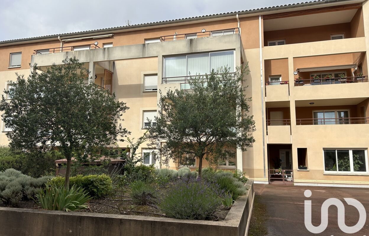 appartement 2 pièces 57 m2 à vendre à Carpentras (84200)