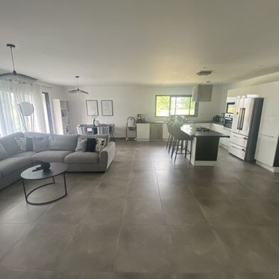 Maison 4 pièces 327600 €