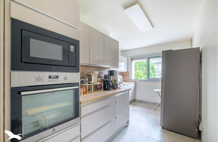 Vente appartement 4 pièces 85 m² Vénissieux (69200) — photo 3