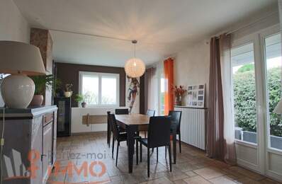 Maison 8 P+C — photo du bien