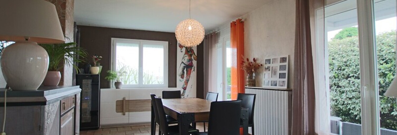 Maison 8 Pièces 171 m² à vendre à Savigneux (42600)