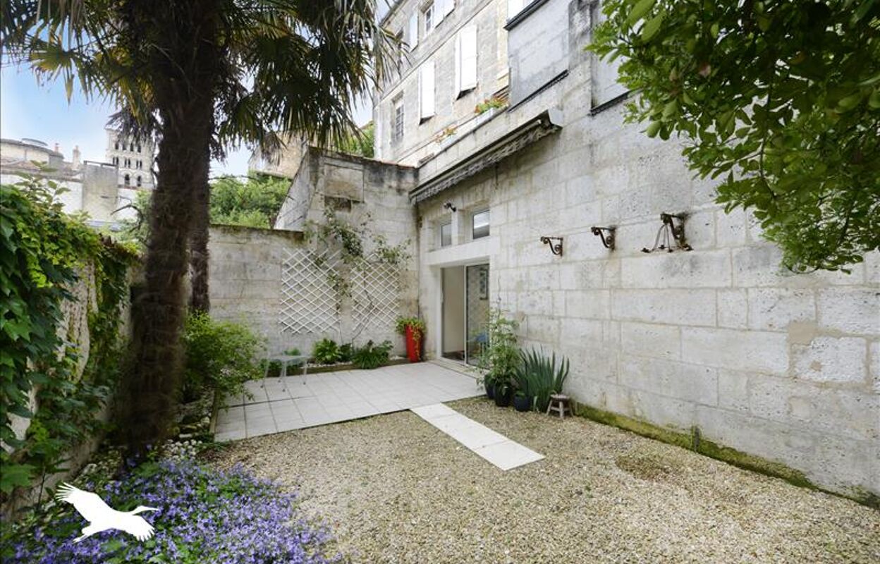 maison 8 pièces 222 m2 à vendre à Angoulême (16000)