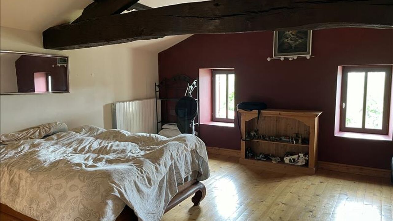 maison 6 pièces 220 m2 à vendre à Semoussac (17150)