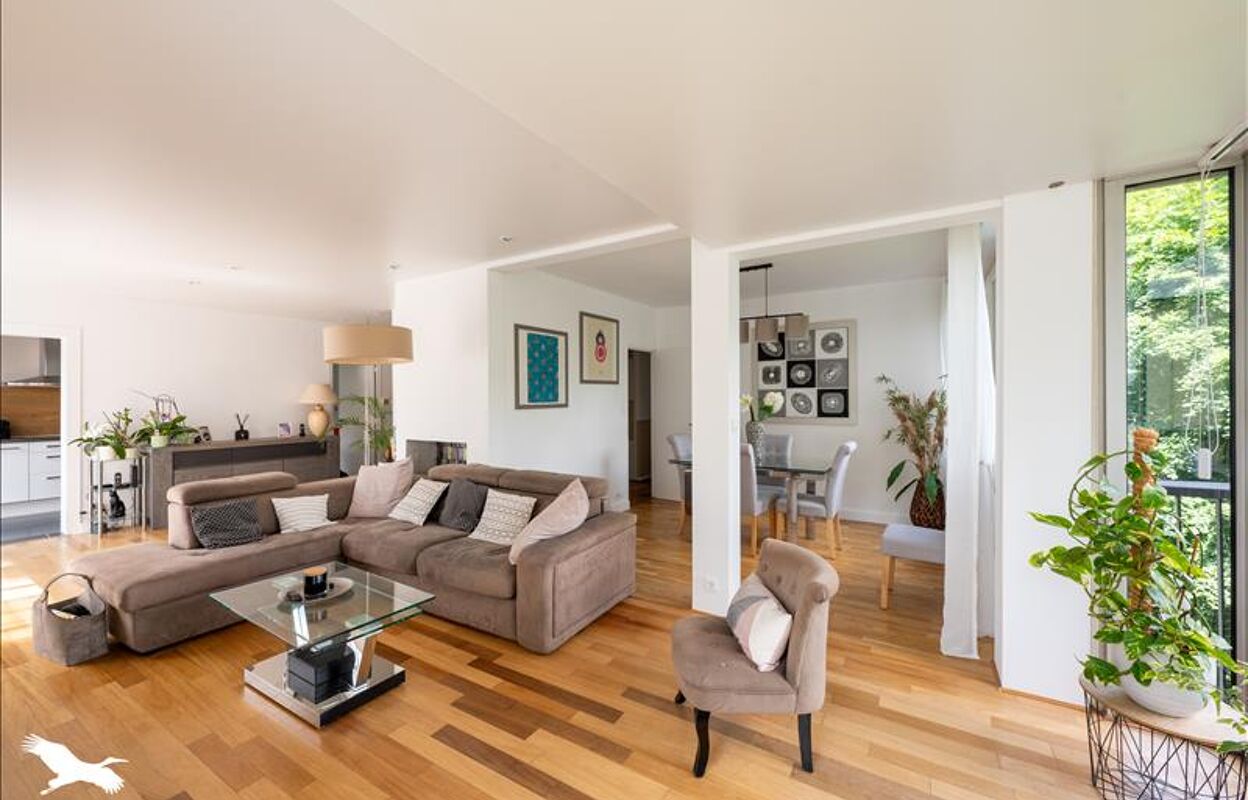 appartement 6 pièces 105 m2 à vendre à Fontenay-le-Fleury (78330)