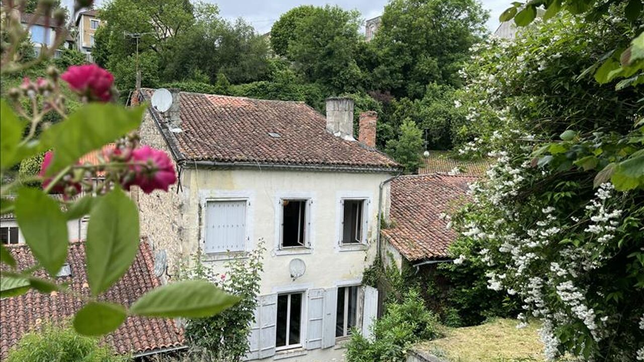 maison 6 pièces 235 m2 à vendre à Nontron (24300)