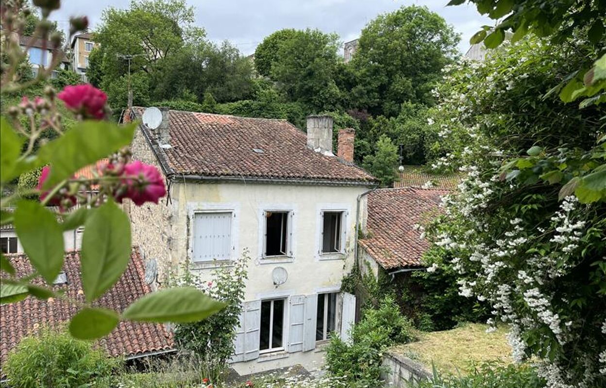 maison 6 pièces 235 m2 à vendre à Nontron (24300)