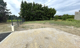 Terrain  579 m² à vendre à Violès (84150)