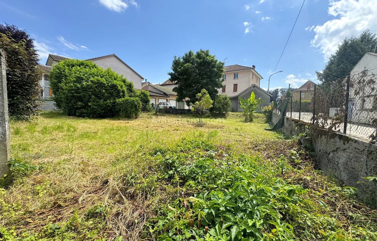 terrain  pièces 530 m2 à vendre à Les Avenières Veyrins-Thuellin (38630)