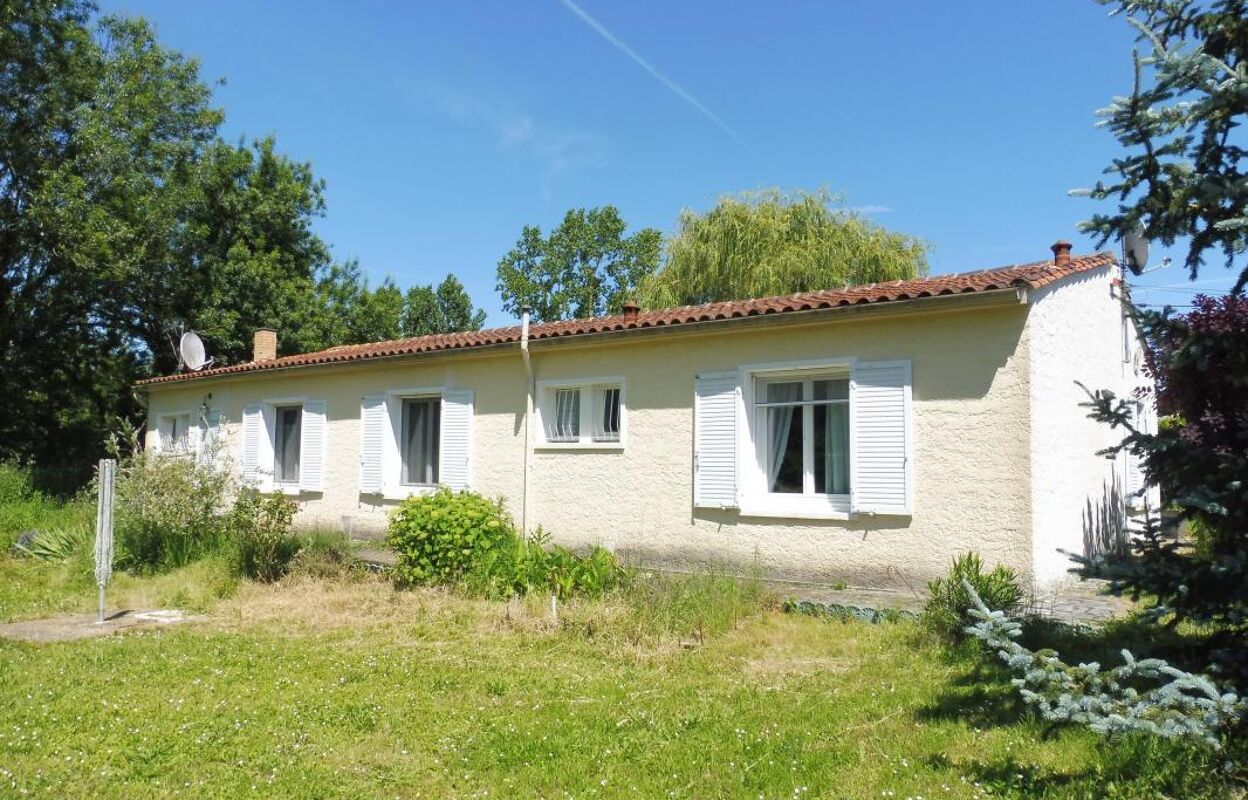 maison 4 pièces 118 m2 à vendre à Saint-Savinien (17350)