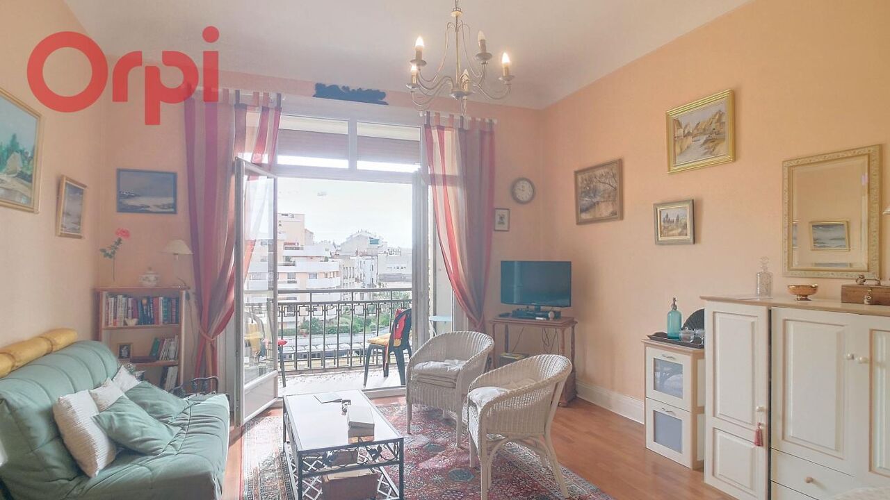 appartement 2 pièces 58 m2 à vendre à Vichy (03200)