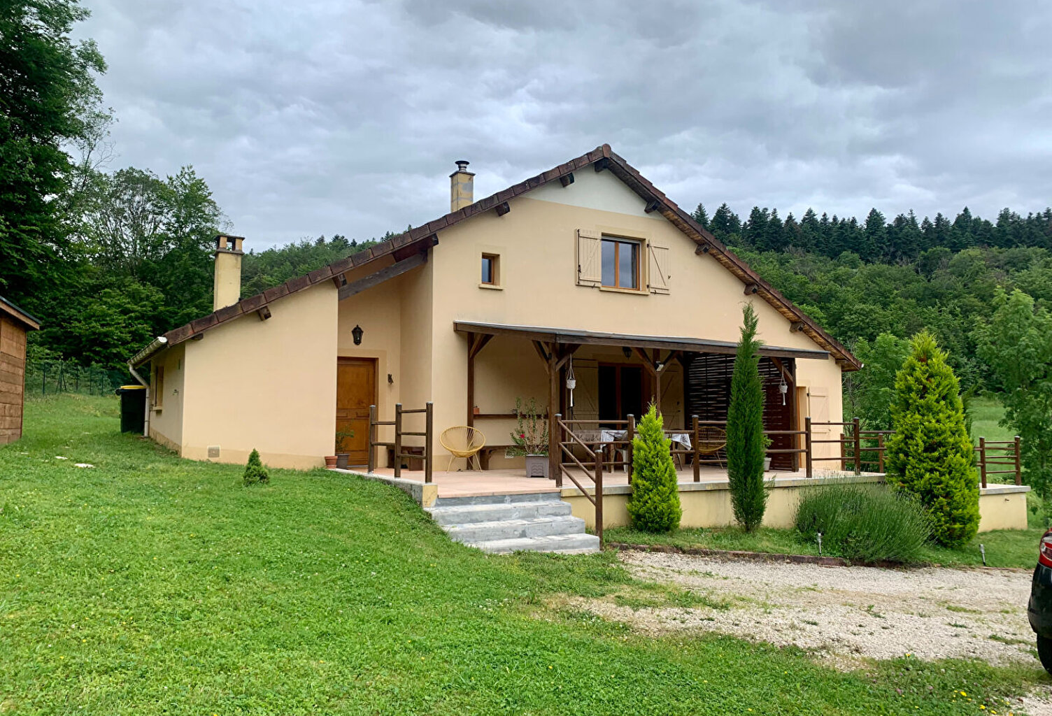 Maison Hautes cotes  de Nuits. — photo 1