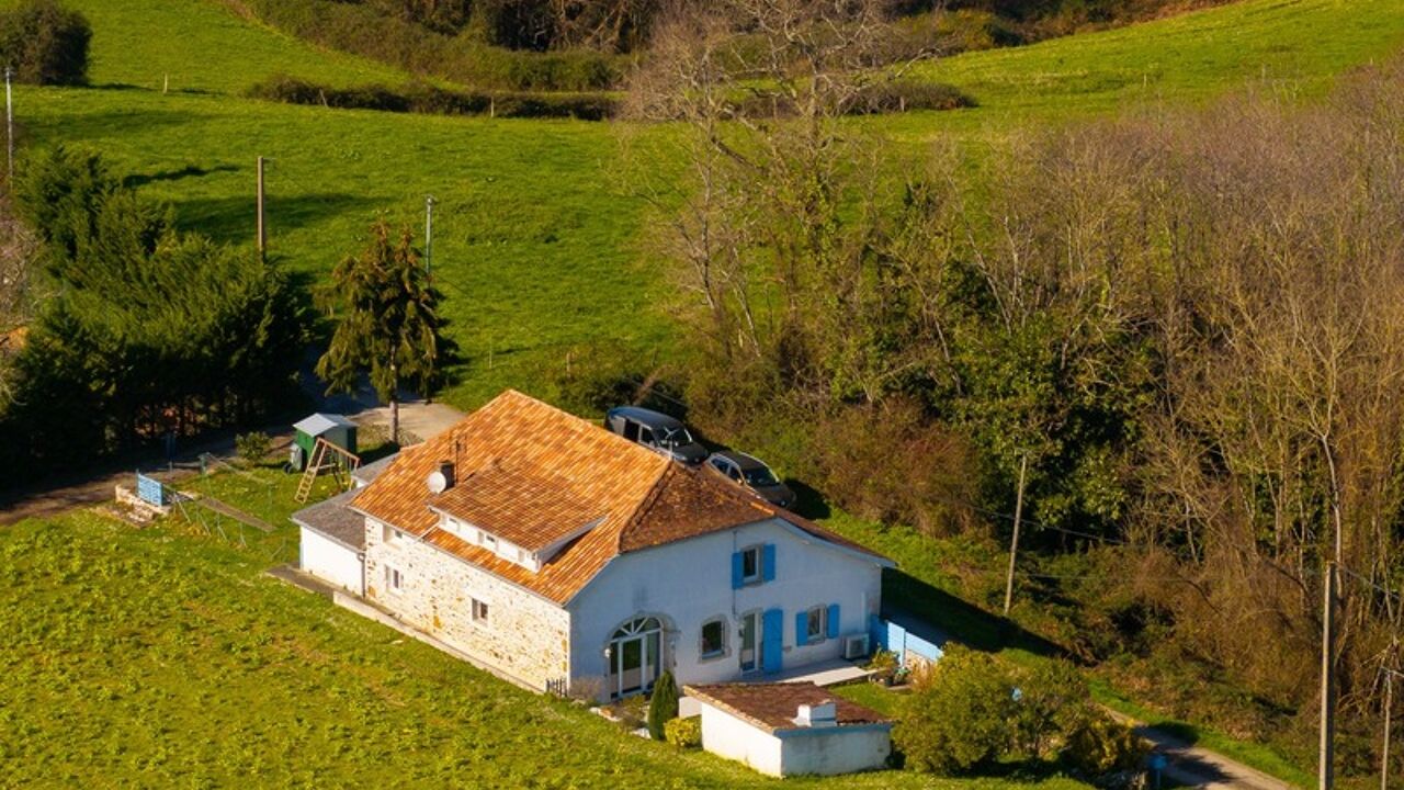 maison 7 pièces 210 m2 à vendre à Salies-de-Béarn (64270)