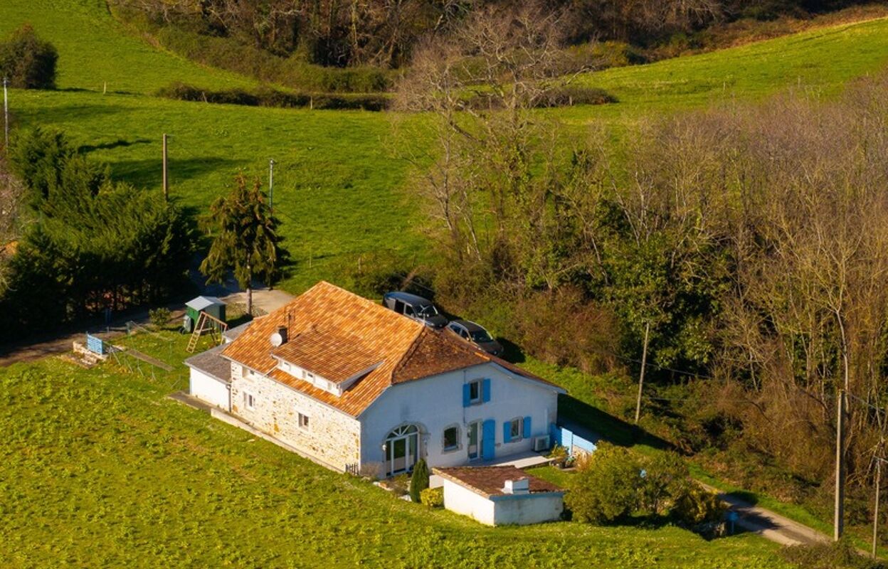 maison 7 pièces 210 m2 à vendre à Salies-de-Béarn (64270)