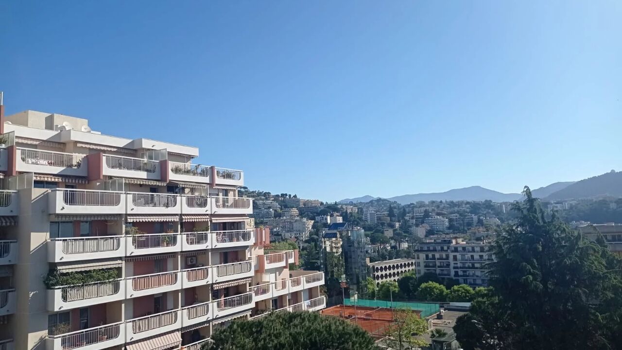 appartement 2 pièces 55 m2 à vendre à Nice (06100)