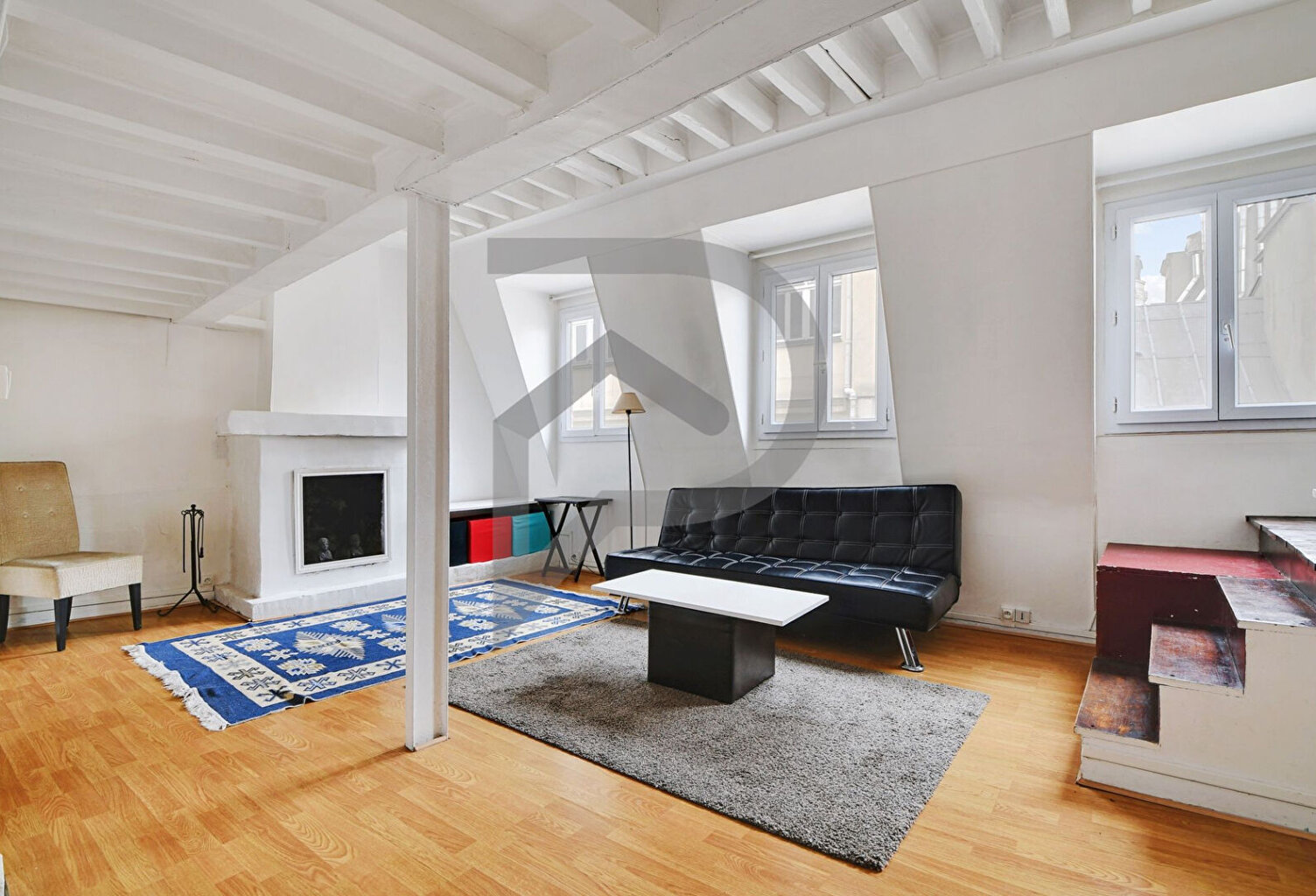 DUPLEX AVEC TERRASSE  AU COEUR DE MONTORGUEIL — photo 1