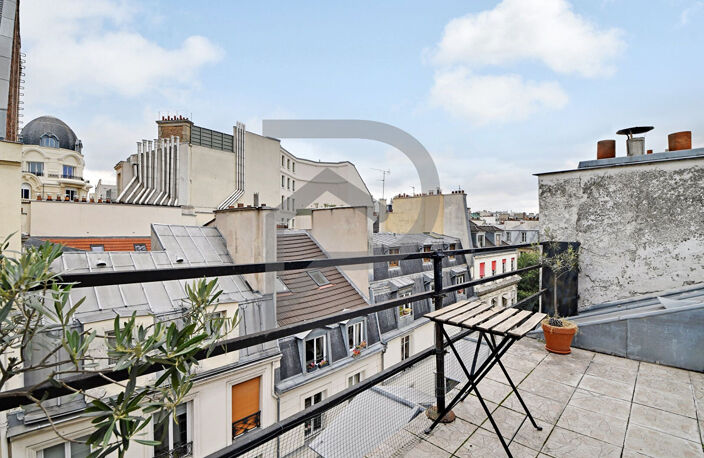 DUPLEX AVEC TERRASSE  AU COEUR DE MONTORGUEIL — photo 2
