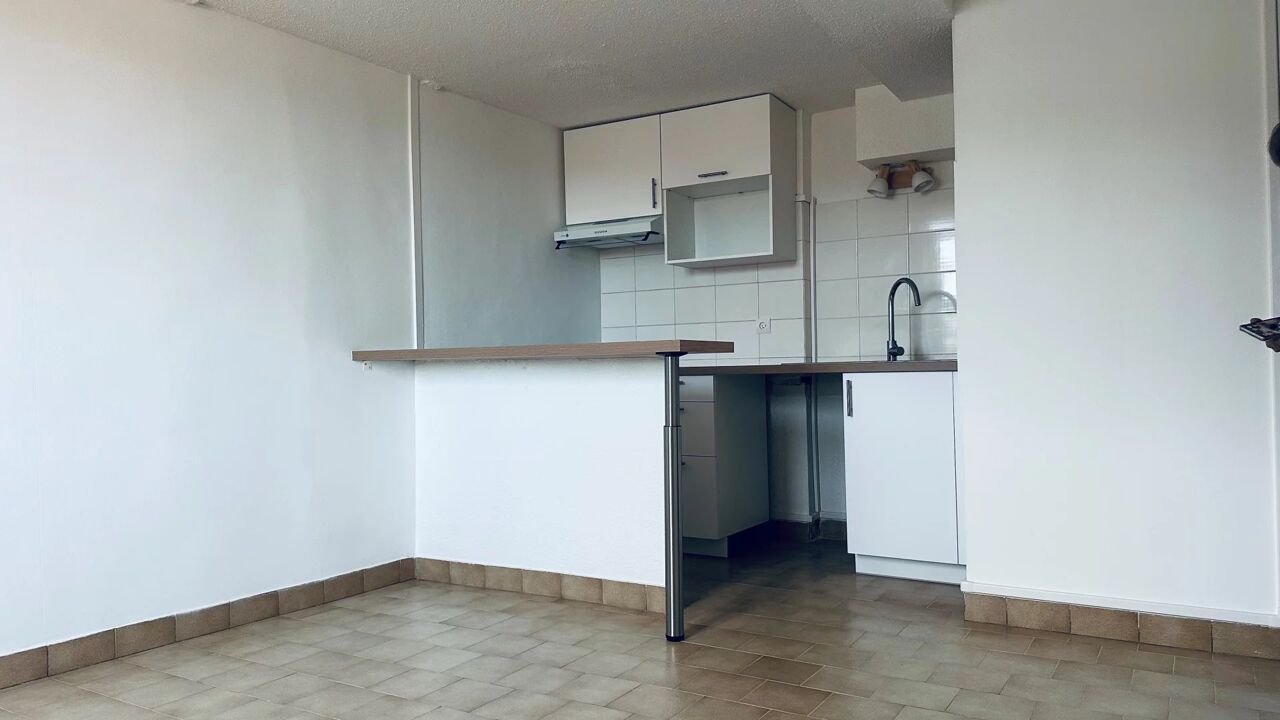 appartement 2 pièces 29 m2 à vendre à Saint-Laurent-du-Var (06700)