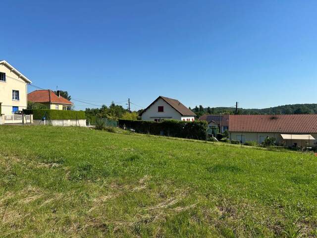 Terrain constructible À Vendre — photo du bien