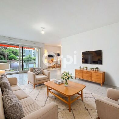 Appartement 6 pièces 450000 €