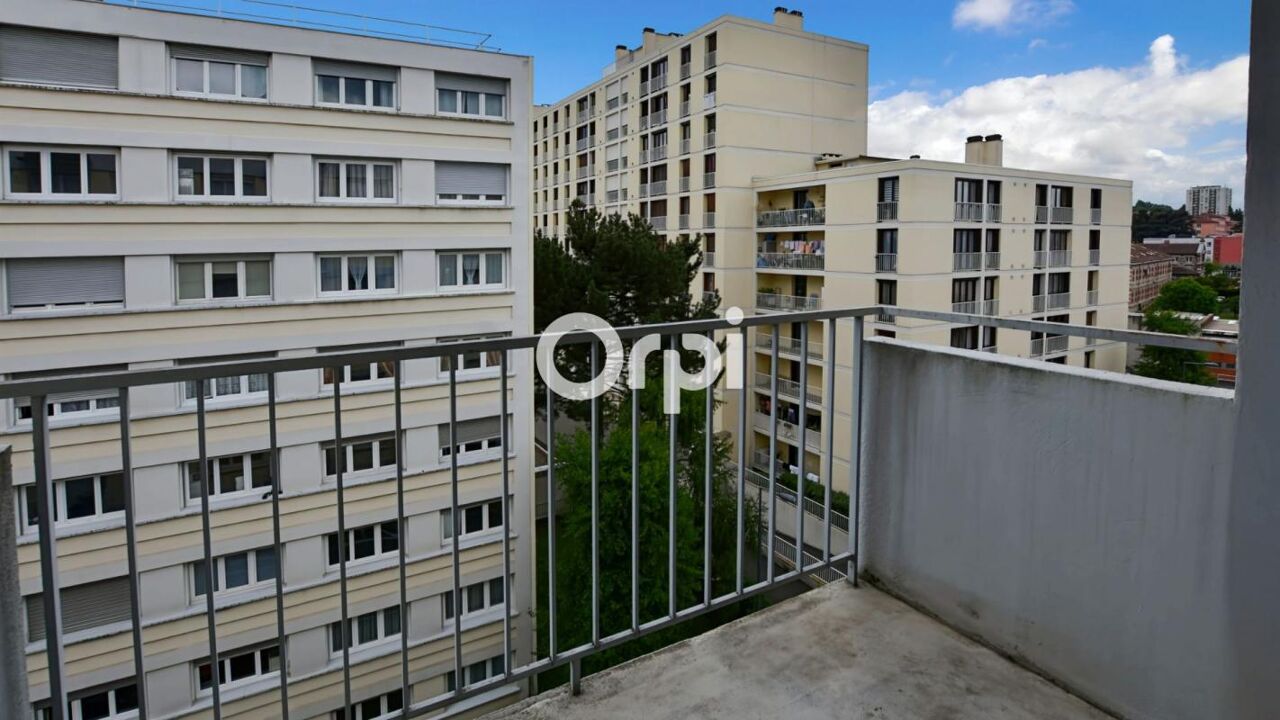 appartement 2 pièces 52 m2 à louer à Saint-Étienne (42100)