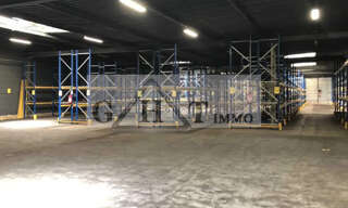 Local industriel  700 m² à louer à Gonesse (95500)