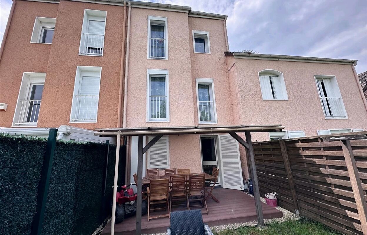 maison 6 pièces 106 m2 à vendre à Montigny-Lès-Cormeilles (95370)