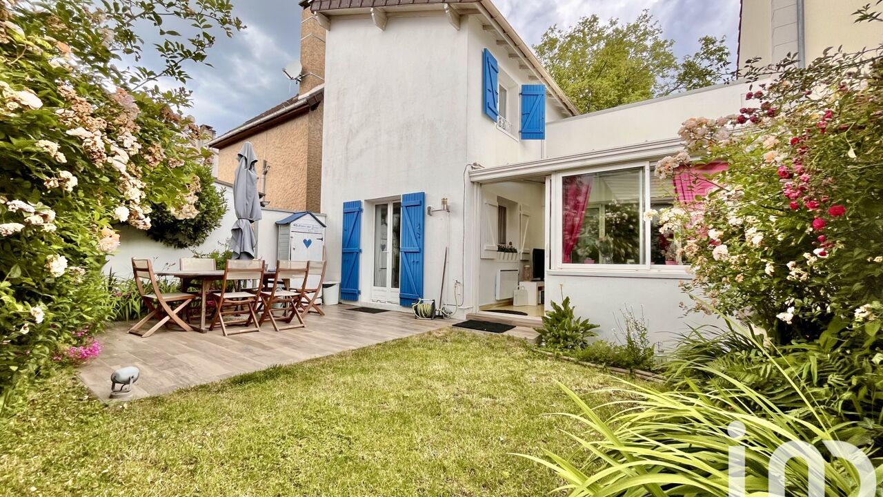 maison 4 pièces 130 m2 à vendre à Le Plessis-Robinson (92350)