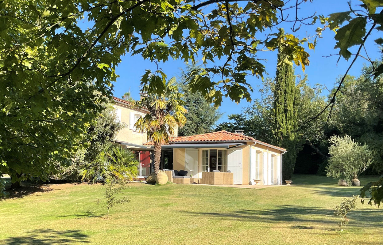 maison 7 pièces 211 m2 à vendre à Chauvigny (86300)