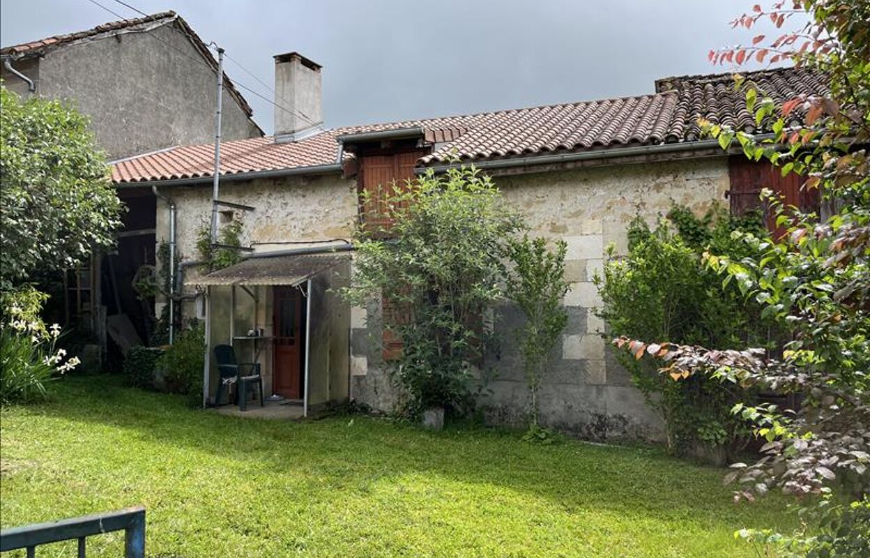 maison 4 pièces 60 m2 à vendre à Eyzerac (24800)