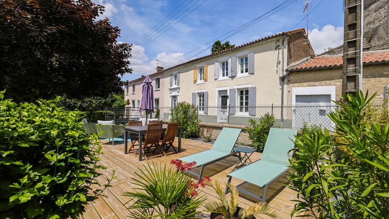 maison 6 pièces 125 m2 à vendre à Juillac-le-Coq (16130)